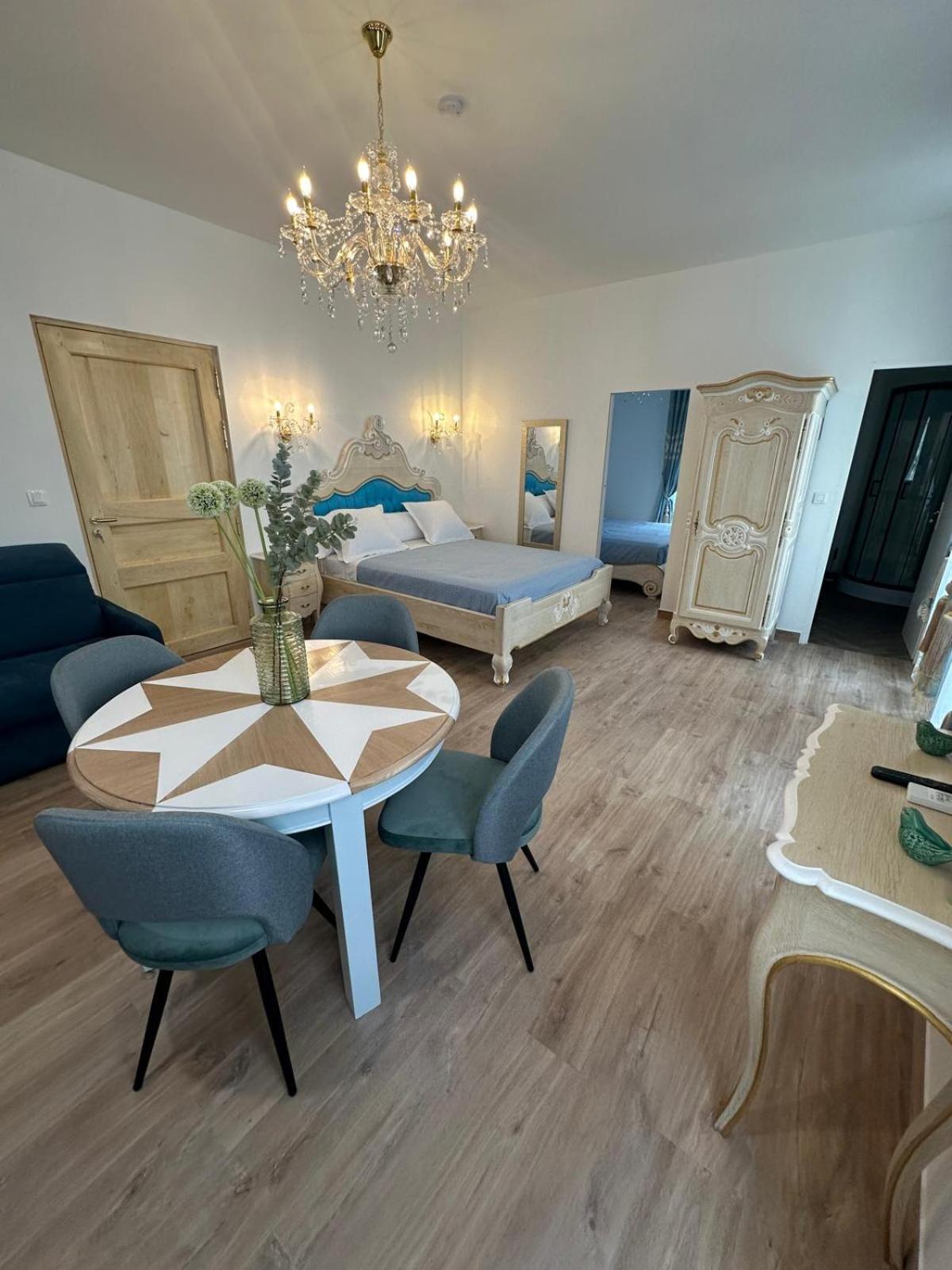 Appartement Du Cloitre 1Er ナルボンヌ エクステリア 写真